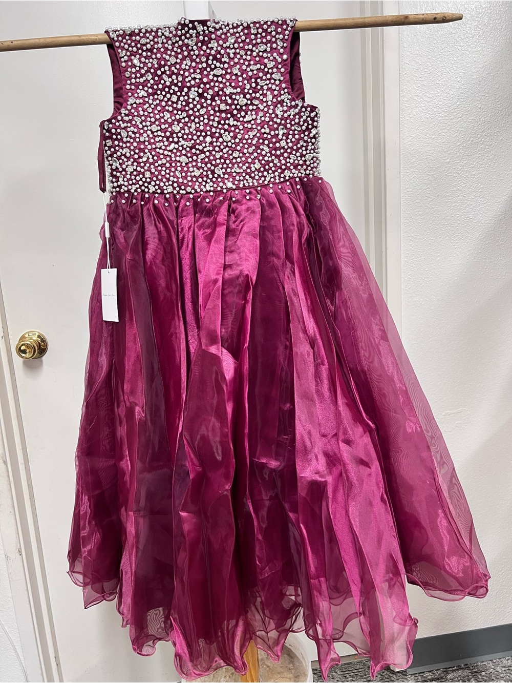 Girls' Pearl-Embellished Fuchsia Formal Dress